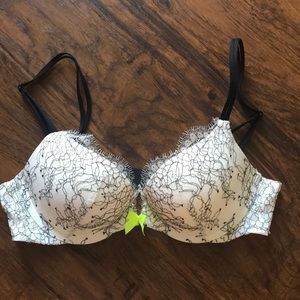Victoria’s Secret bra